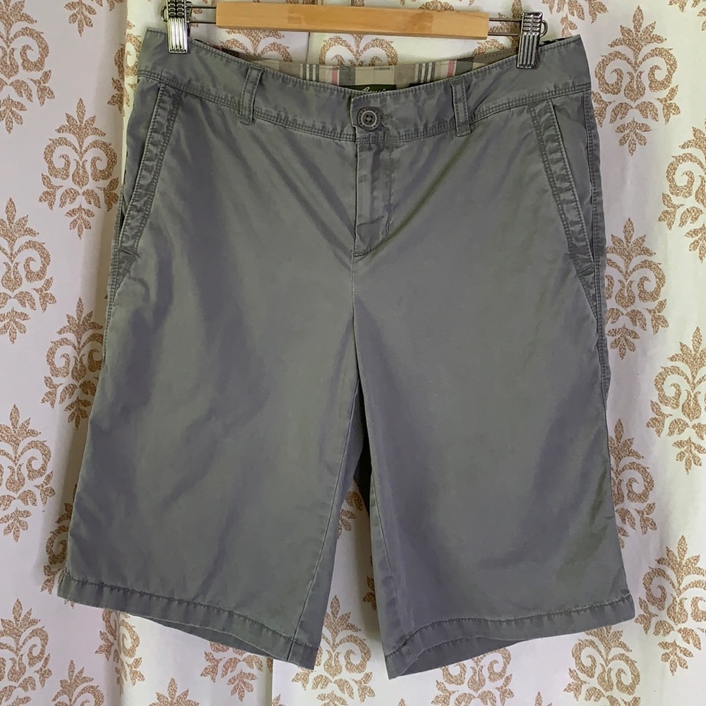 Eddie Bauer gray Mercer Fit long shorts 6